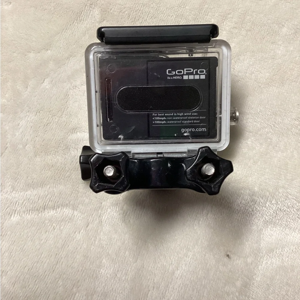 GoPro HERO 3 Grey, Underwater Photography Camera with Wide-Angle Lens
